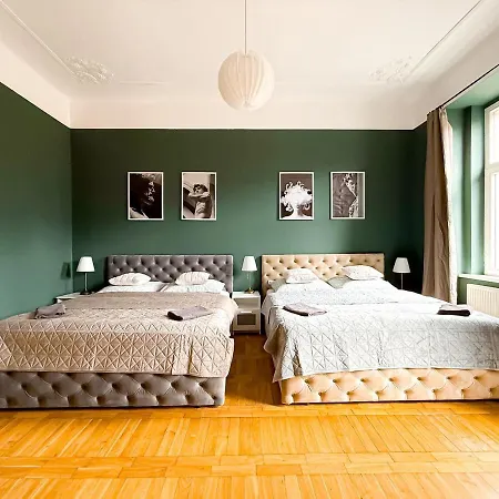 4bdr Infinity 100 M2 Apartment *